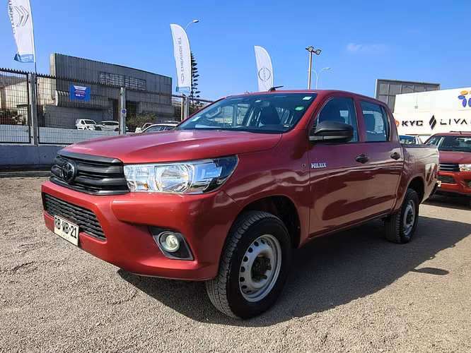 TOYOTA HILUX 2022