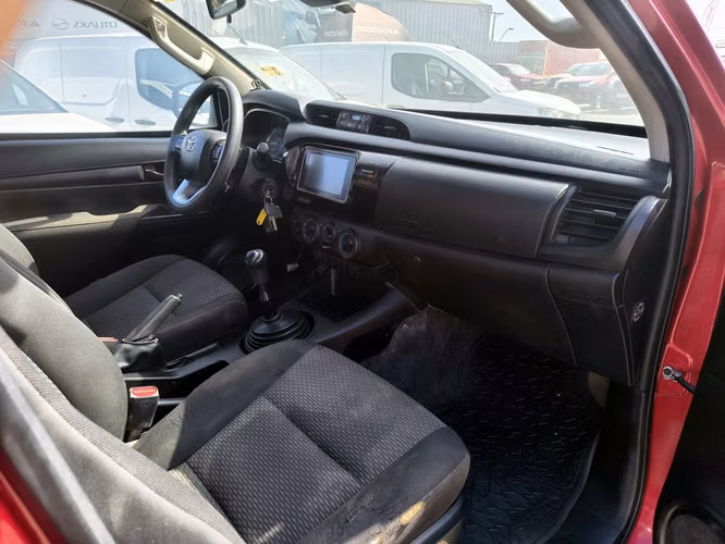 TOYOTA HILUX 2024 - Imagen 17