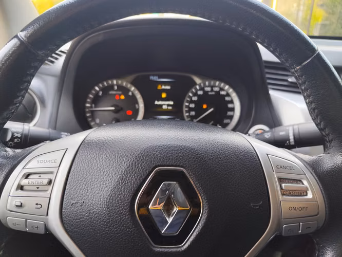 RENAULT ALASKAN