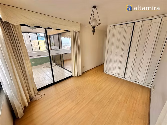 Departamento en venta de 3 dorm. en Iquique