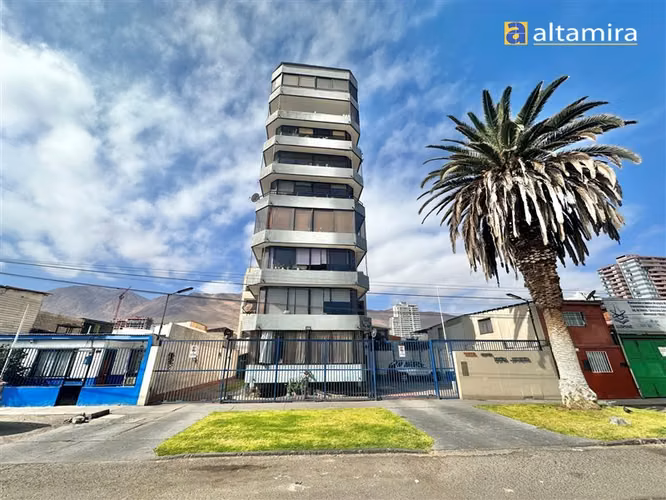 Departamento en venta de 3 dorm. en Iquique