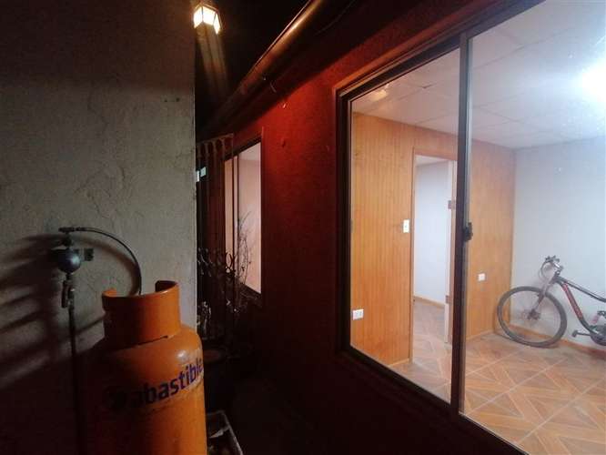 Se Arrienda Depto. Interior Entrada Independiente 250.000 - Imagen 10