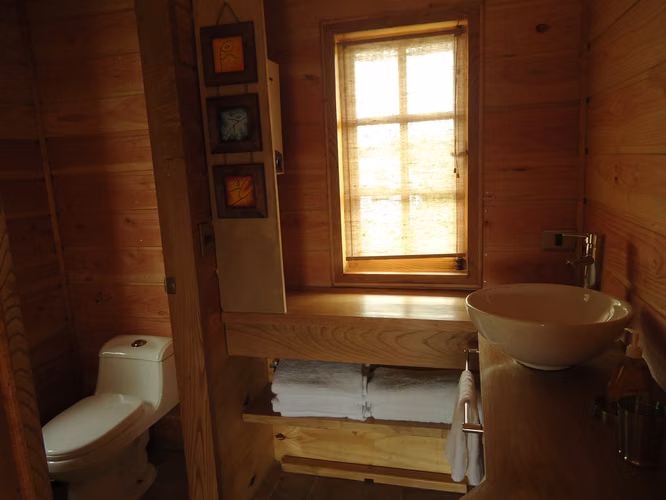 Se arrienda hermosa casa de madera nativa en entorno natural, sector Osorno