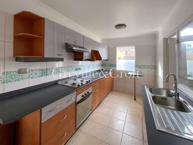 Moderna Vivienda con Excelente Conectividad (173715)