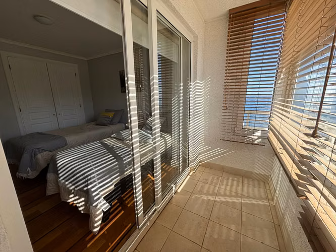 Departamento 4 dormitorios en venta, vista privilegiada al Mar, Edmundo Eluchans, Viña del Mar