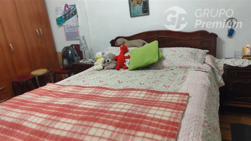Casa en venta de 7 dorm. en Santiago