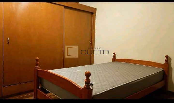 En Venta , Propiedad Comercial + Casa Habitación en el Centro de Quintero.