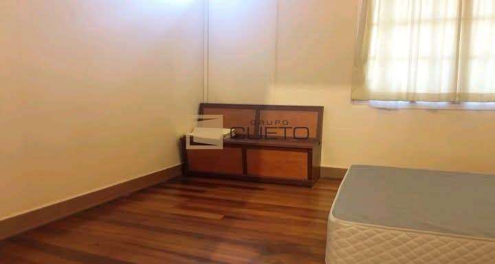 En Venta , Propiedad Comercial + Casa Habitación en el Centro de Quintero.