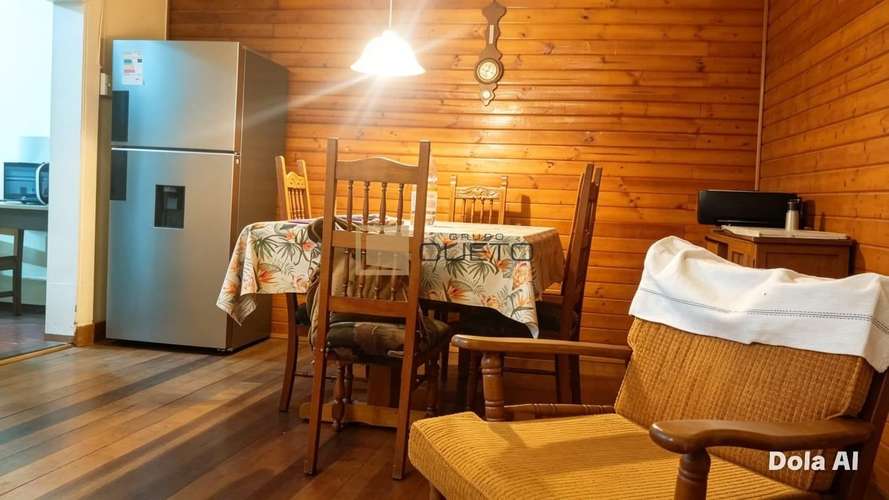 En Venta , Propiedad Comercial + Casa Habitación en el Centro de Quintero.