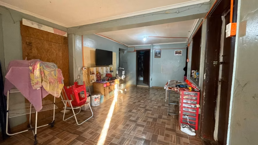 Casa Amplia con Excelente Conectividad (174454)