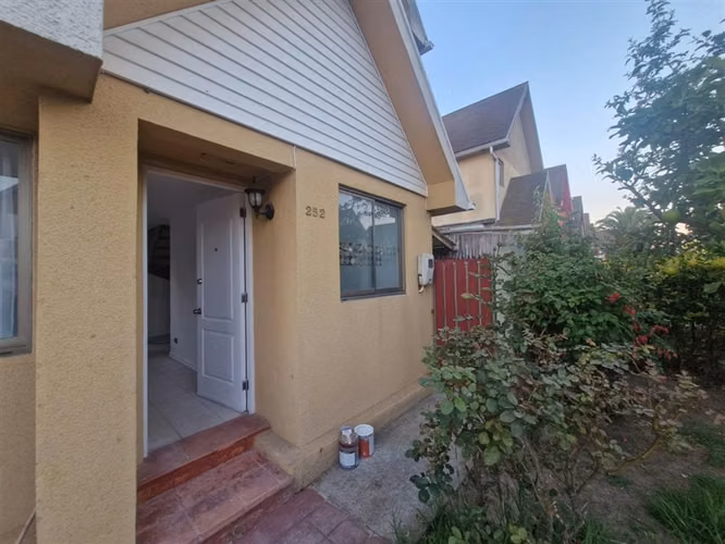 Hermosa casa en arriendo, Curauma