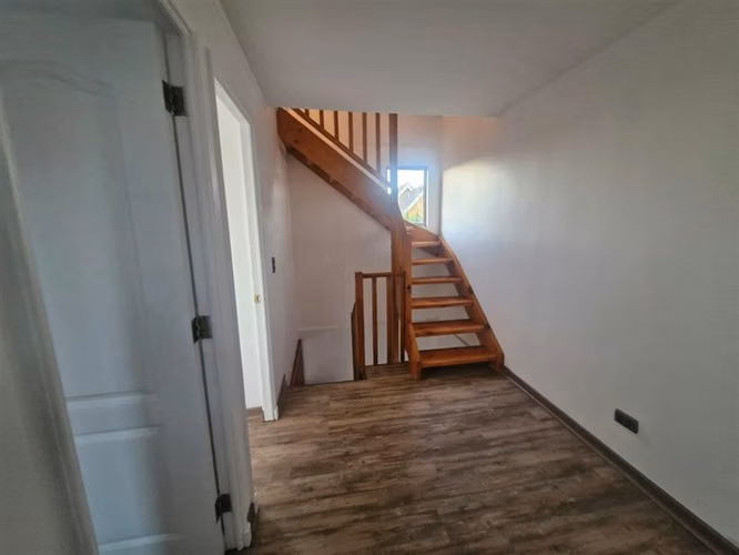 Hermosa casa en arriendo, Curauma