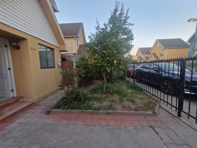 Hermosa casa en arriendo, Curauma