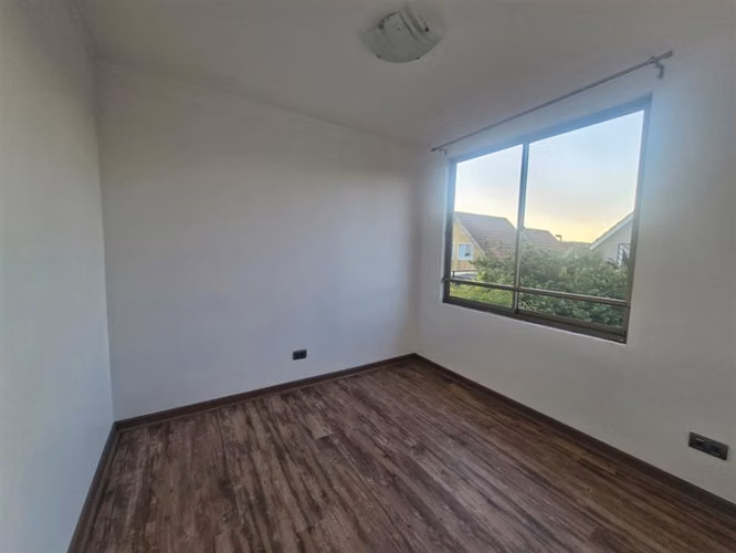 Hermosa casa en arriendo, Curauma