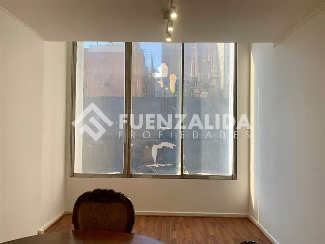 Arriendo Oficina Santiago 3 privados, kitchenette recepción - Imagen 12