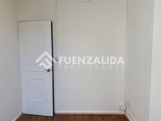 Arriendo Oficina Santiago 3 privados, kitchenette recepción - Imagen 9