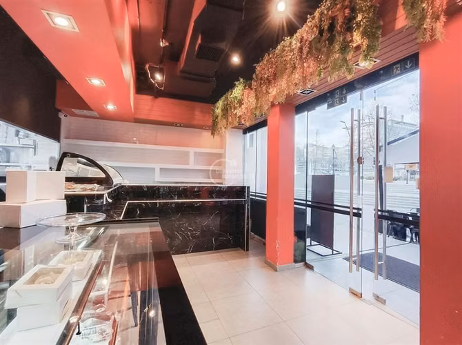 Local Comercial en arriendo 67M2 a la calle La Dehesa - Imagen 10