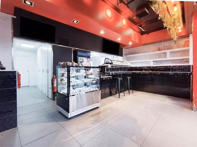 Local Comercial en arriendo 67M2 a la calle La Dehesa - Imagen 11