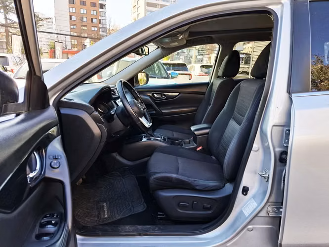 NISSAN X-TRAIL 2019