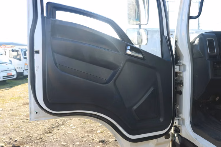 CAMION SINOTRUK HOMAN 2021 CARROCERIA PLANO 6000KG MAS ESTANQUE AGUA