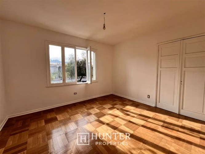 Vendo Dpto Remodelado de 3D, 2B en Providencia. Metro