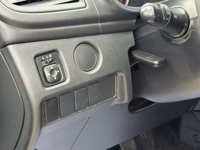 MITSUBISHI L200 2022
