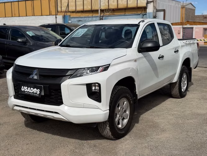 MITSUBISHI L200 2022