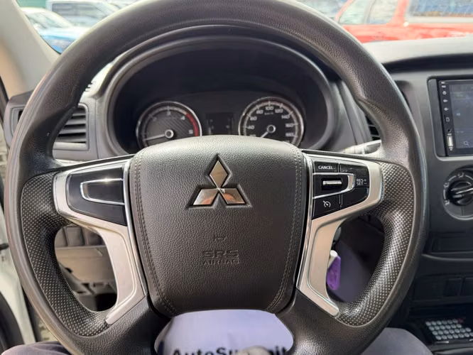 MITSUBISHI L200 2022