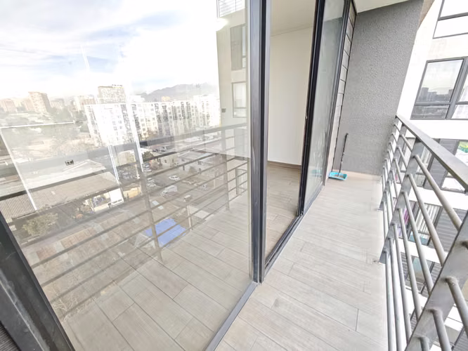 Arriendo depto HOME ESTUDIO, Terraza,  Metro Hospitales, Independencia