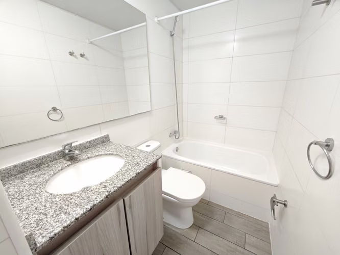 Arriendo depto HOME ESTUDIO, Terraza,  Metro Hospitales, Independencia