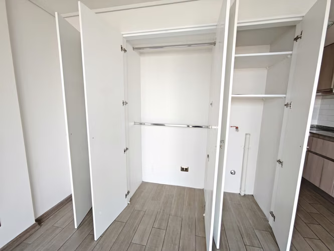 Arriendo depto HOME ESTUDIO, Terraza,  Metro Hospitales, Independencia