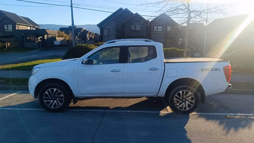NISSAN NAVARA NP300 DISEL AÑO 2021