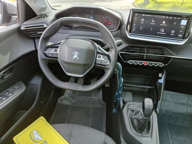 PEUGEOT 208 PURETECH 75  MT 1.2 2023