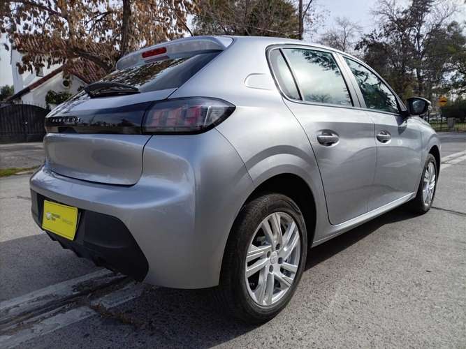 PEUGEOT 208 PURETECH 75  MT 1.2 2023