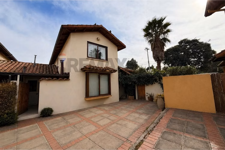 Casa en condominio 6d-4b. las condes