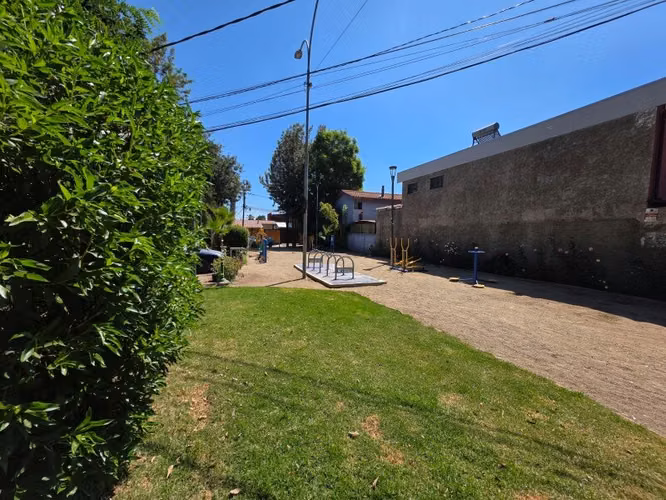 VENTA CASA EN HUECHURABA |URETA BRAVO PROPIEDADES|
