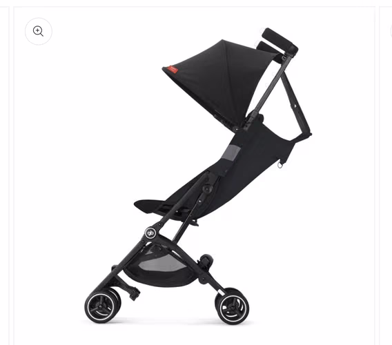 Coche ultra compacto muy poco uso
