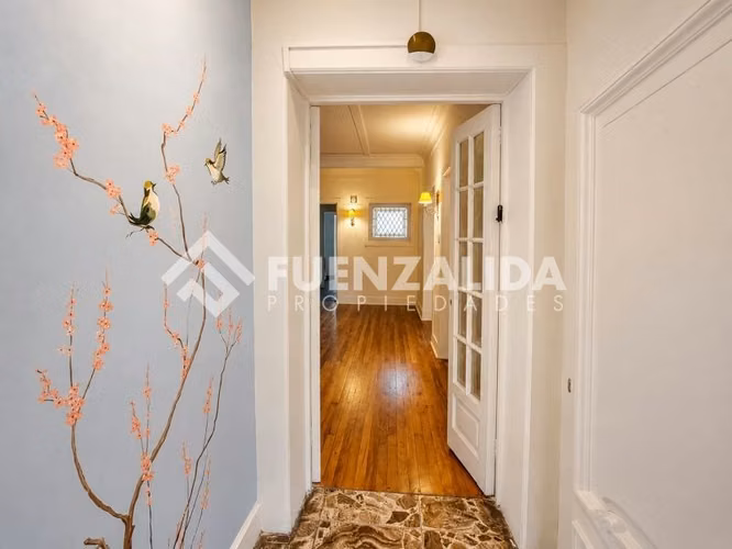 Casa en venta de 7 dorm. en Recoleta