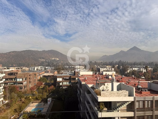 Penthouse Moderno con Rooftop y Vistas Despejadas