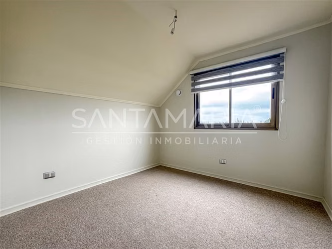 ARRIENDO Casa de 3 dorm. en Lomas Coloradas, San Pedro