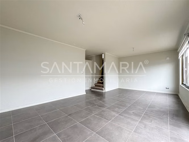 ARRIENDO Casa de 3 dorm. en Lomas Coloradas, San Pedro