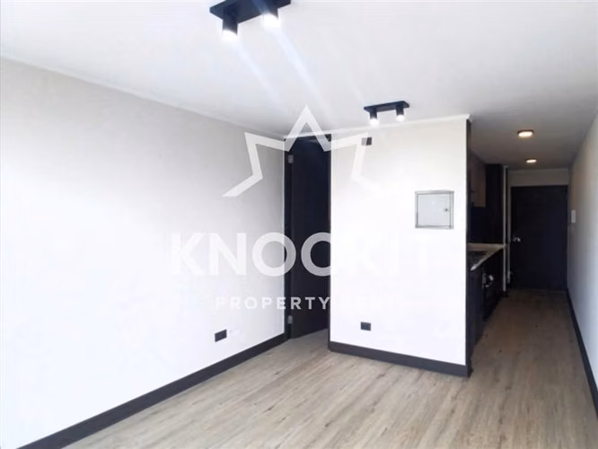 Arriendo Depto Home Studio con Estacionamiento en La Florida