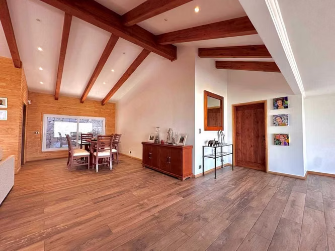 Casa con Excelente Conectividad y Entorno (174597)