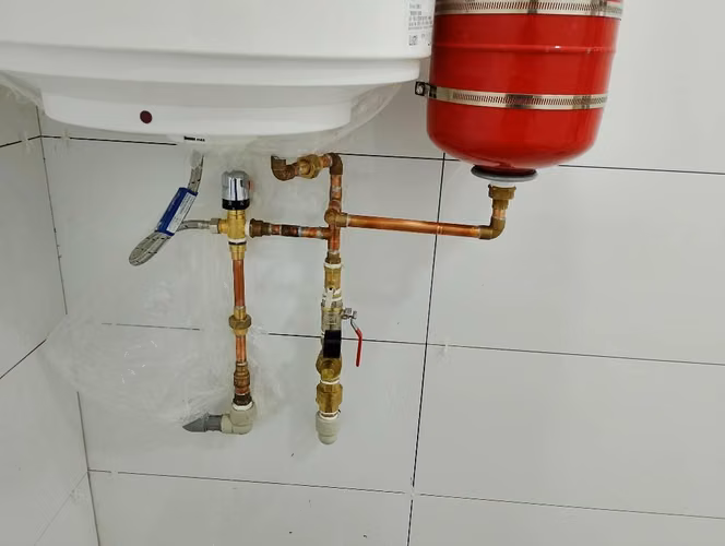 Gasfiter (instalaciones y reparaciones sanitarias )