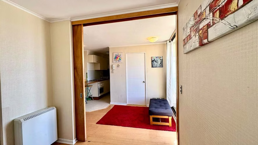 Departamento en venta con excelente conectividad en el centro de Viña del Mar.