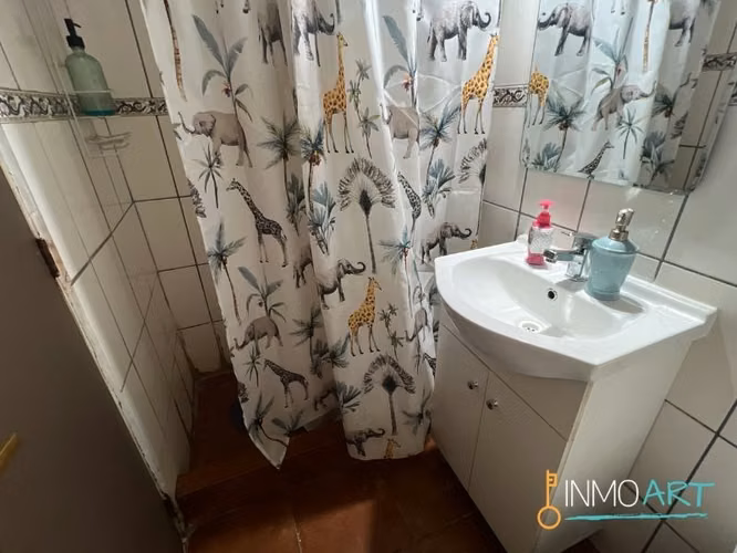 Casa en venta de 4 dorm. en villa Aquelarre, cerca UFRO