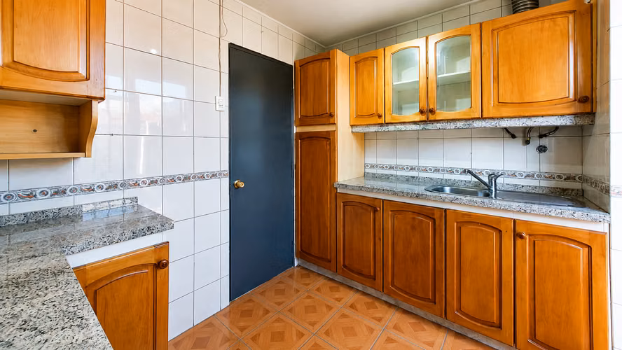 Estupenda casa en Sindempart 4 dormitorios 2 baños - 180 mill aprox.