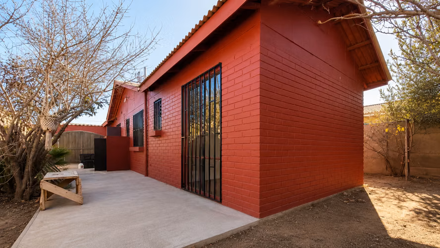 Estupenda casa en Sindempart 4 dormitorios 2 baños - 180 mill aprox.