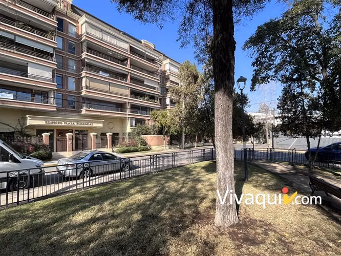 Departamento en venta de 4 dorm. en Vitacura