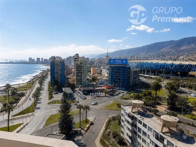 Gran Departamento en venta de 4 dorm. en Antofagasta